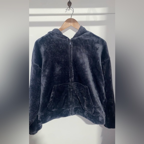 Faux Fur Oysho Zip up sweater - Picture 1 of 3